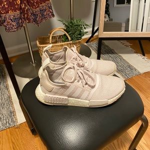 Adidas NMD R1 orchid tint/white sneaker / jogger